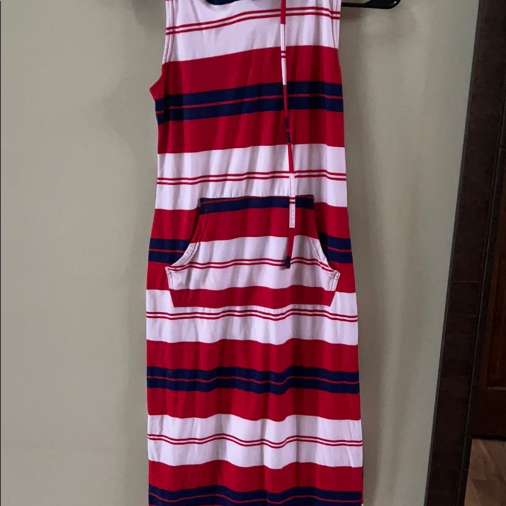 Dress with front pockets
